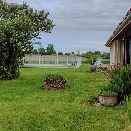 Maison Avec Piscine Privee, Parking - 10 Pers. - Fr-1-616-564 * Vanxains